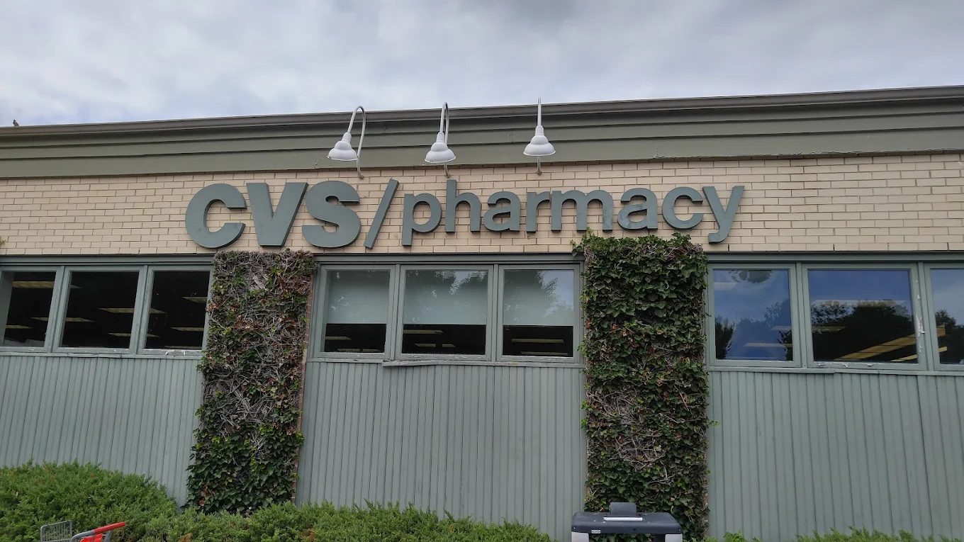 CVS (Pantigo & 27)
