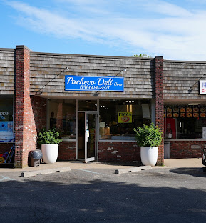 Pacheco's Deli & Pizza