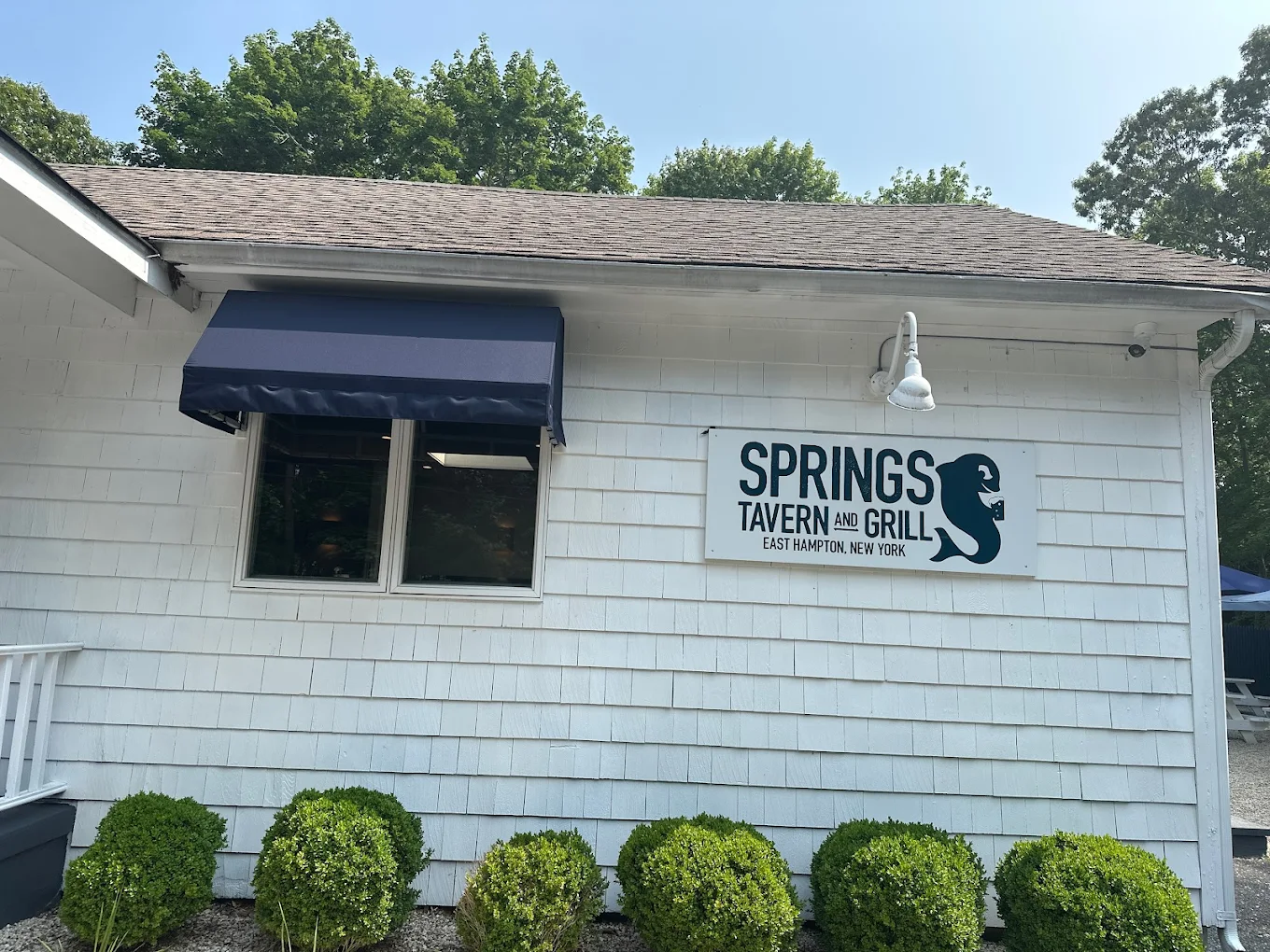 Springs Tavern and Grill