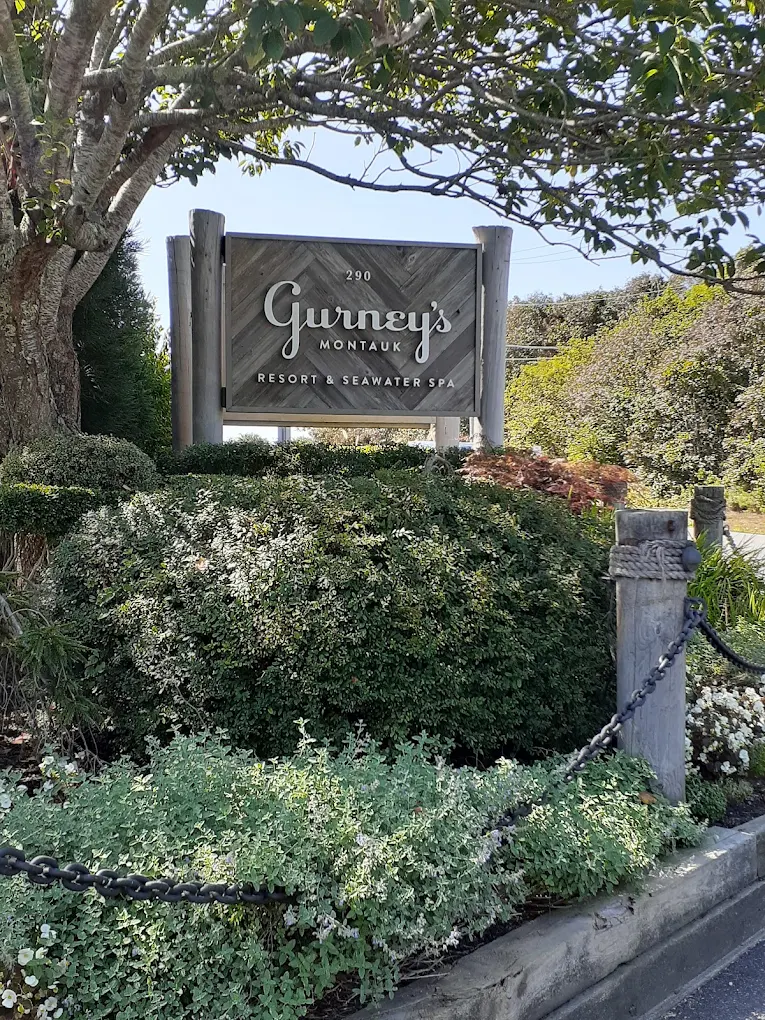 The Beach Club at Gurney's